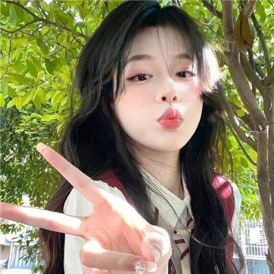 我才不要和人类恋爱呢